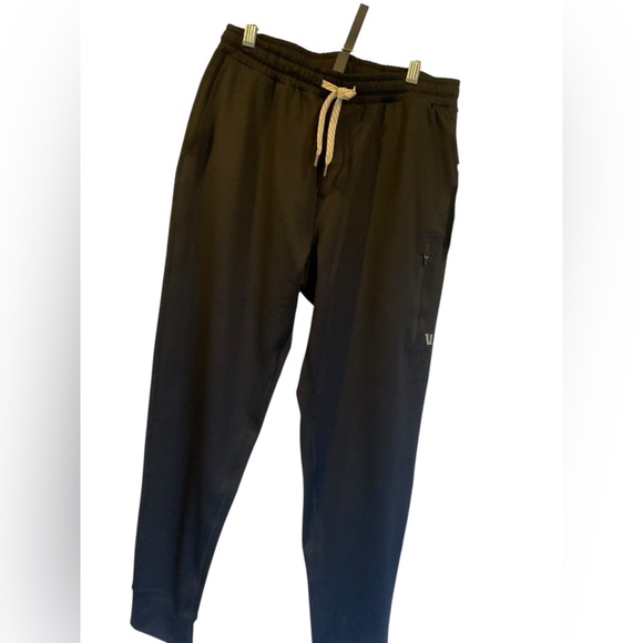 Vuori Other - NWT Vuori men’s Sunday performance joggers BLACK Size S